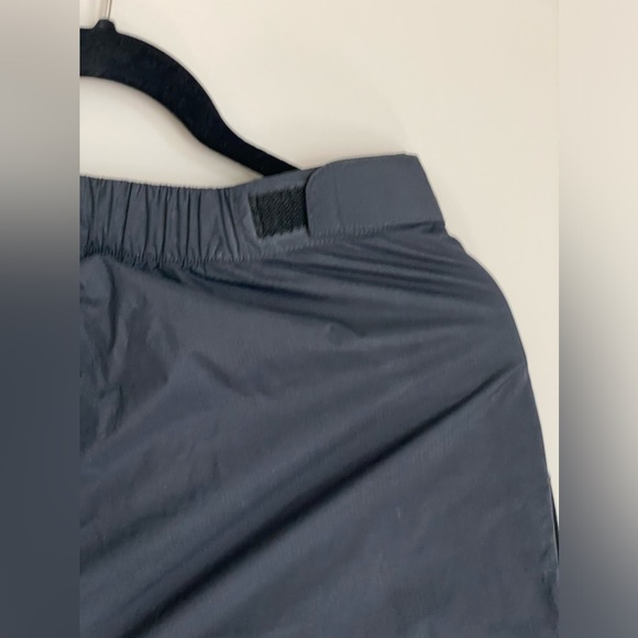 The North Face Hyvent Snow Pants - Picture 4 of 10